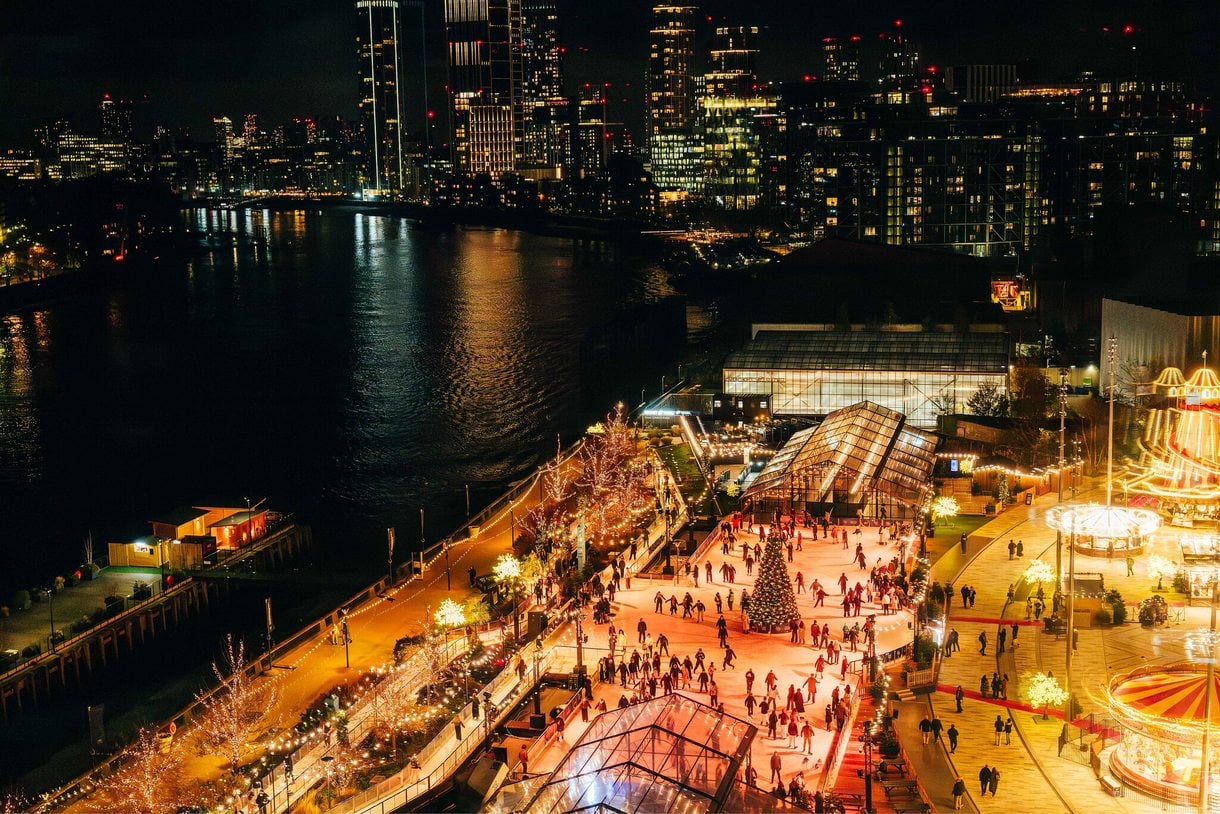 Scenic photo of the rink and London's skyline